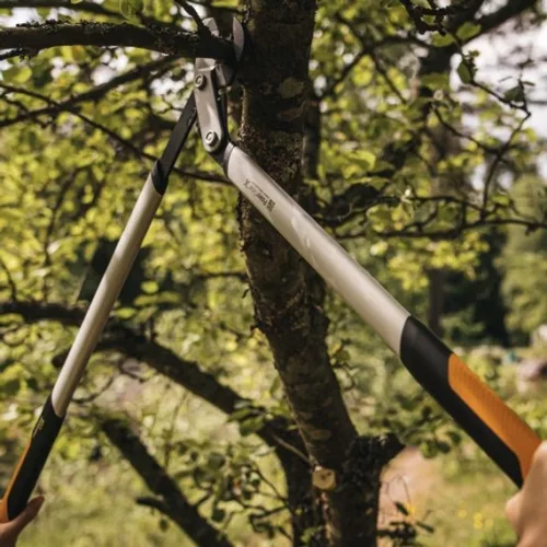 FISKARS PowerGearX fém fogaskerekes ágvágó (L)