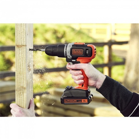 Black and Decker ÜTVEFÚRÓ-CSAVAROZÓ BCD003C1-QW