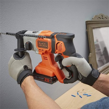 Black and Decker AKKUS FÚRÓKALAPÁCS BCD900B-XJ
