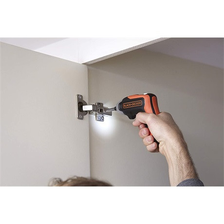 Black and Decker MAROKCSAVAROZÓ TÖLTŐKÁBELLEL 20 DB CS.HEGGYEL BCF611CK-QW