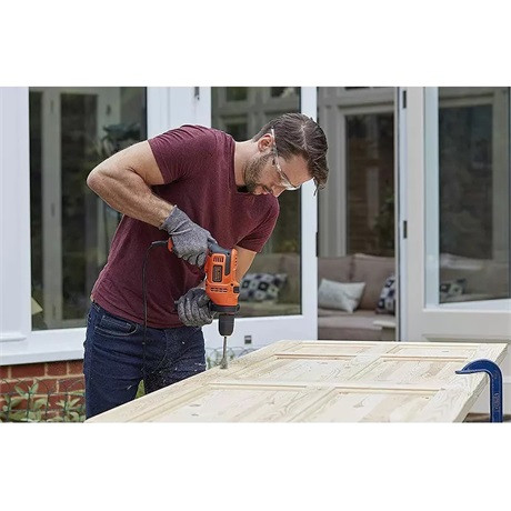 Black and Decker ÜTVEFÚRÓ BEH200-QS