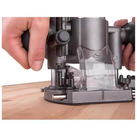 Extol Industrial FELSŐMARÓGÉP, 710W, TÖBBFUNKCIÓS 8793302