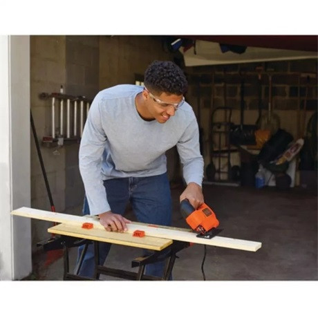 Black and Decker DEKOPÍRFŰRÉSZ 520W KS701E-QS