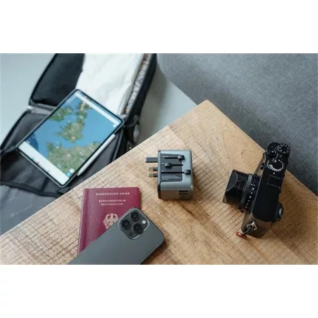 Verbatim UTAZÓ ADAPTER, UNIVERZÁLIS, USB-A(QC 3.0)/USB-C(PD30W)2XUSB 49545