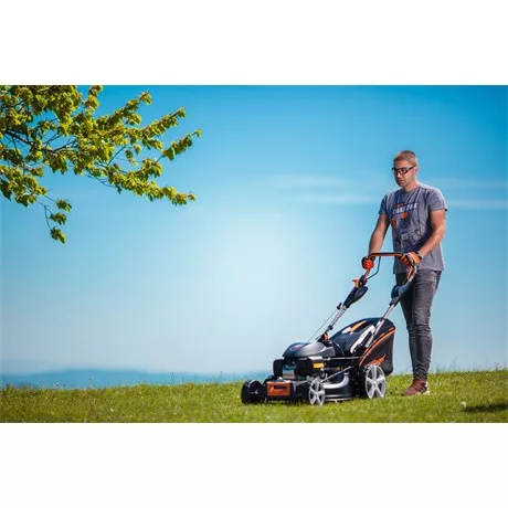 Villager Benzines Fűnyíró Falcon 6111 H