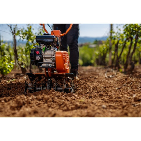 Villager KAPÁLÓGÉP BENZINES VTB 4310 V